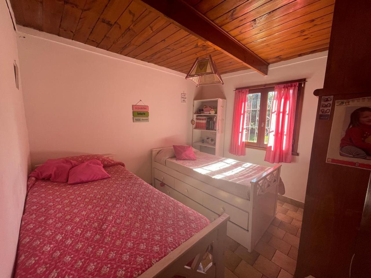 Casa Con Piscina En Sierra De Padres Сasa de vacaciones *